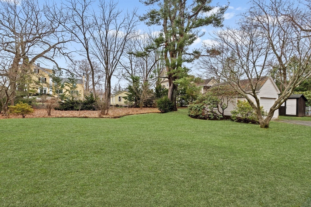 47 Woodland Rd