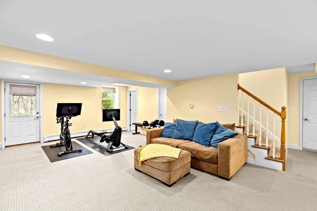 33 Sunhill Lane