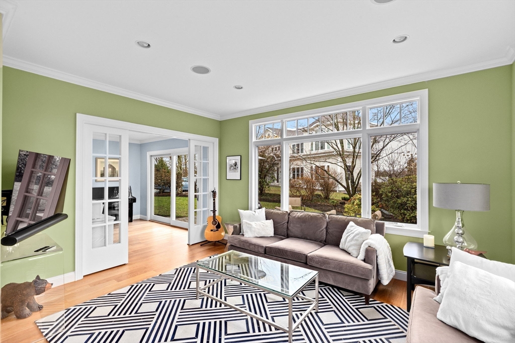 33 Sunhill Lane