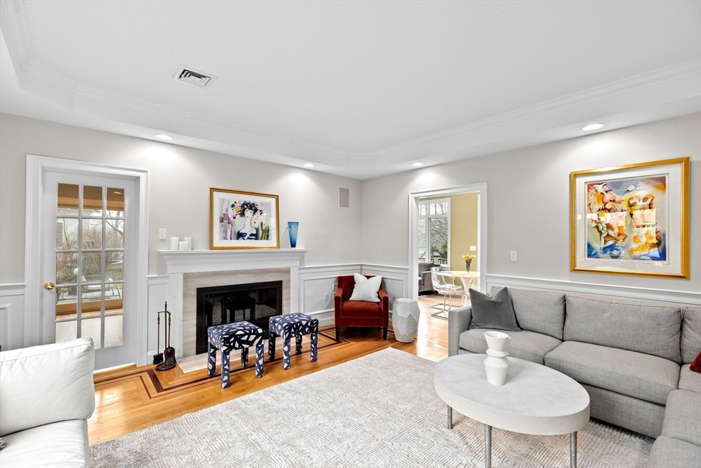 33 Sunhill Lane