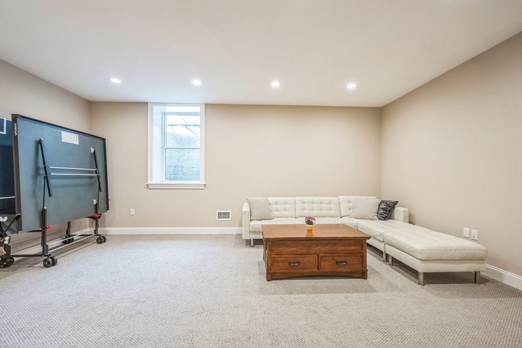 46 Greenough St # 46