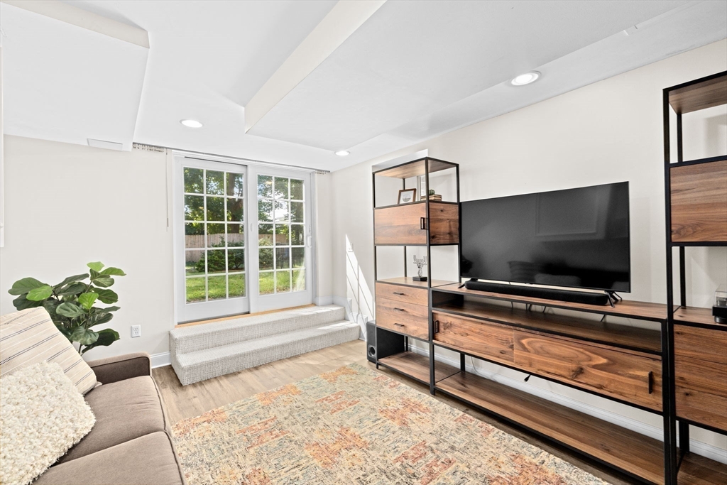 24 Parker Ave # 24