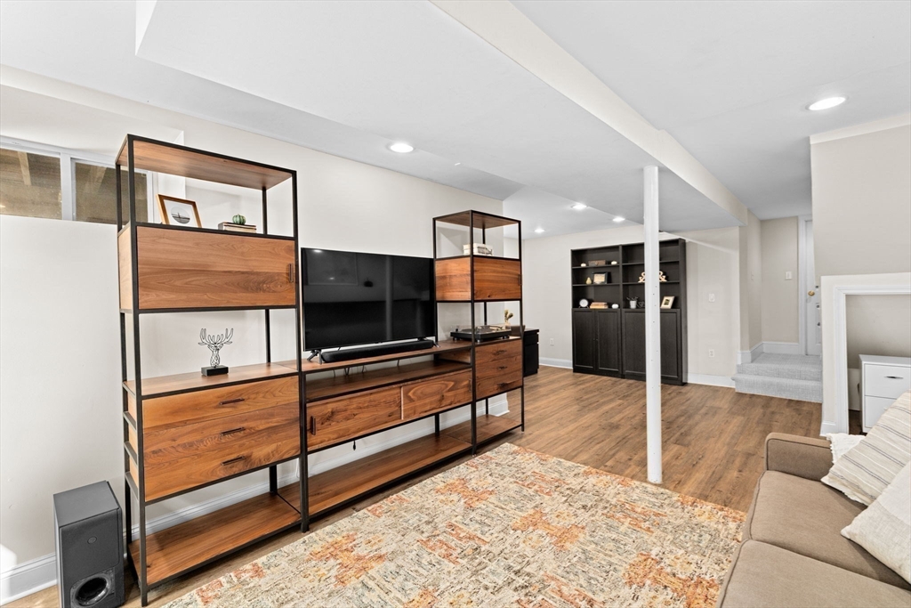 24 Parker Ave # 24
