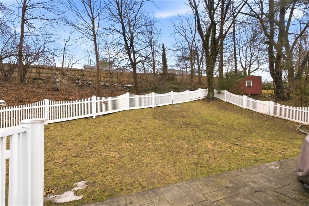 7 Pleasantdale Rd