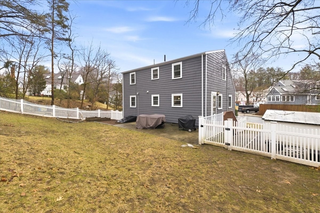 7 Pleasantdale Rd