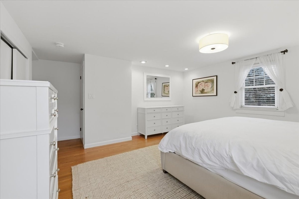 7 Pleasantdale Rd
