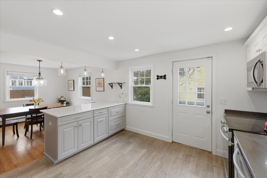 7 Pleasantdale Rd