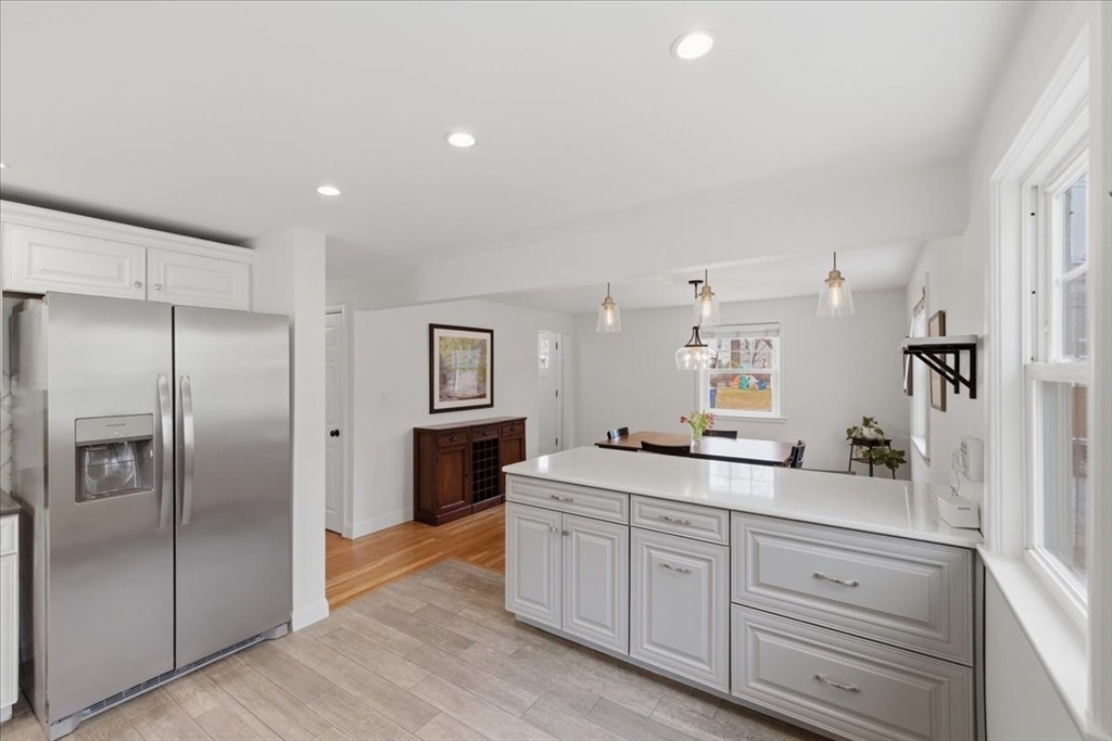 7 Pleasantdale Rd