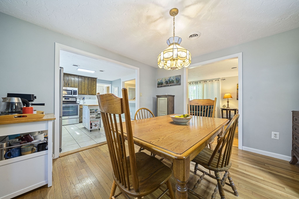 10 Trayer Rd