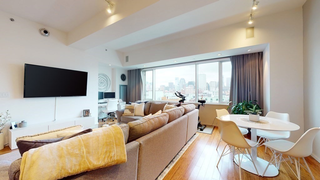 141 Dorchester Ave # 507