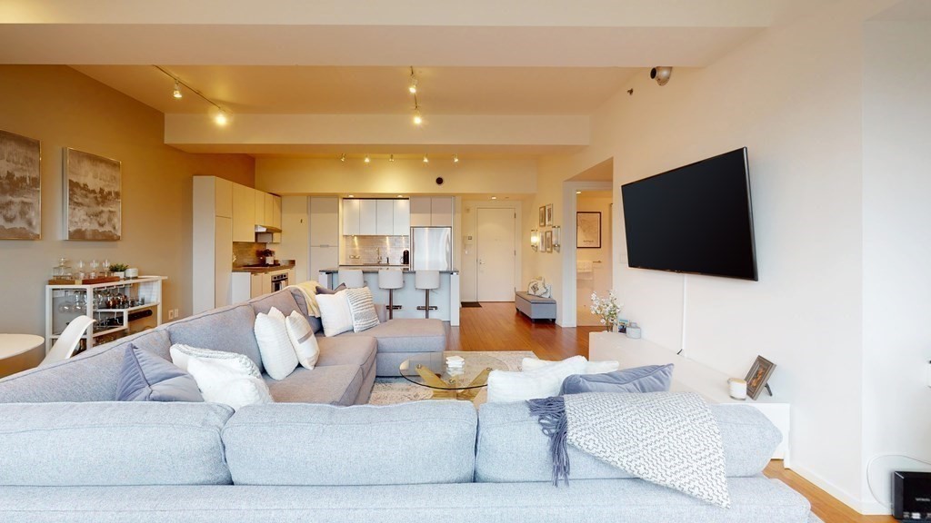 141 Dorchester Ave # 507