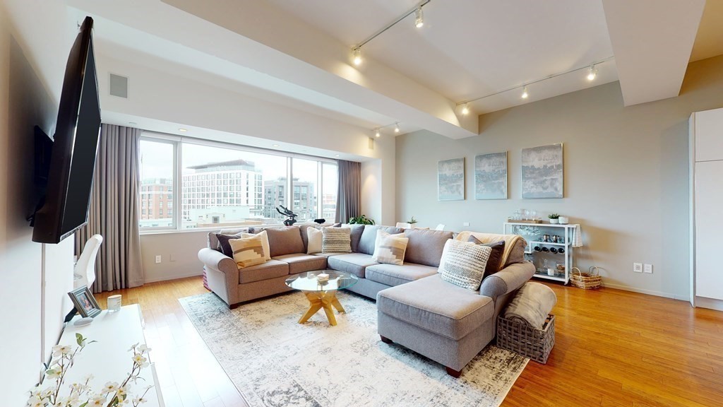 141 Dorchester Ave # 507