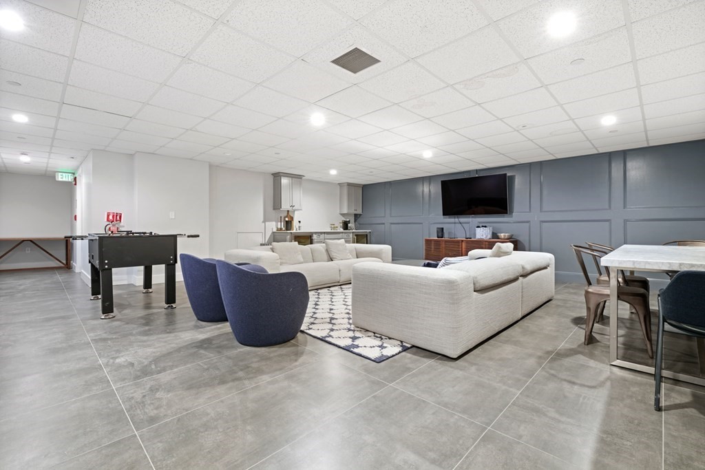 14 West Broadway # 803