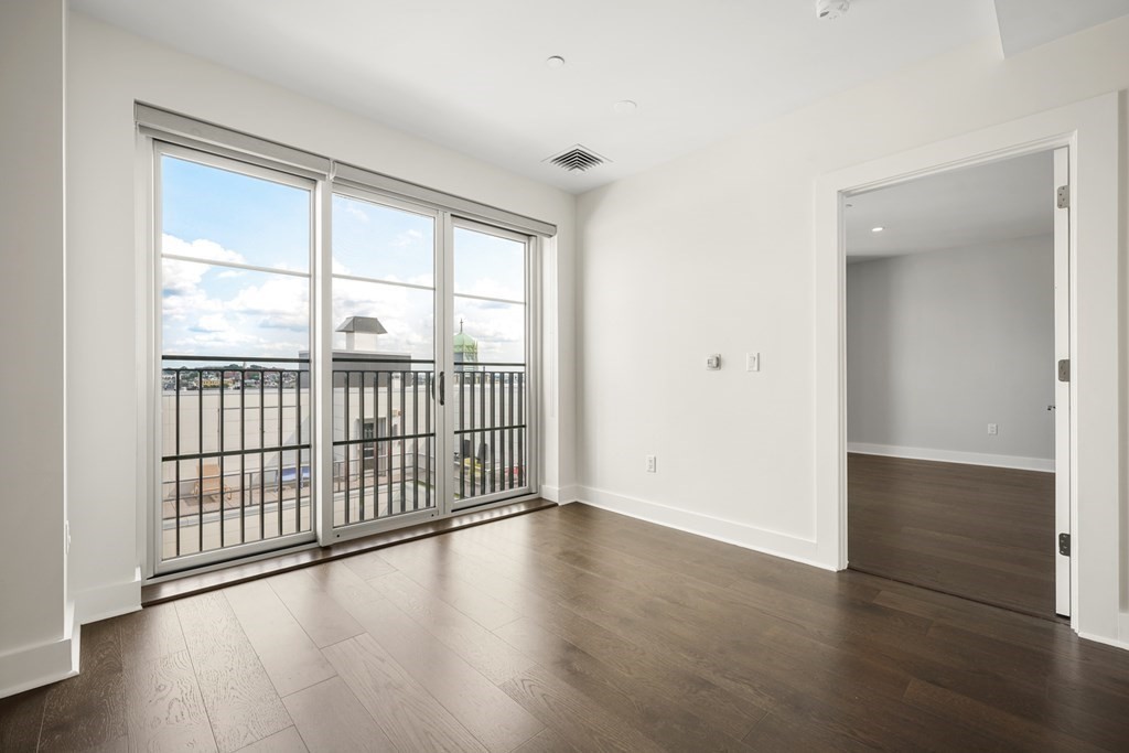 14 West Broadway # 803