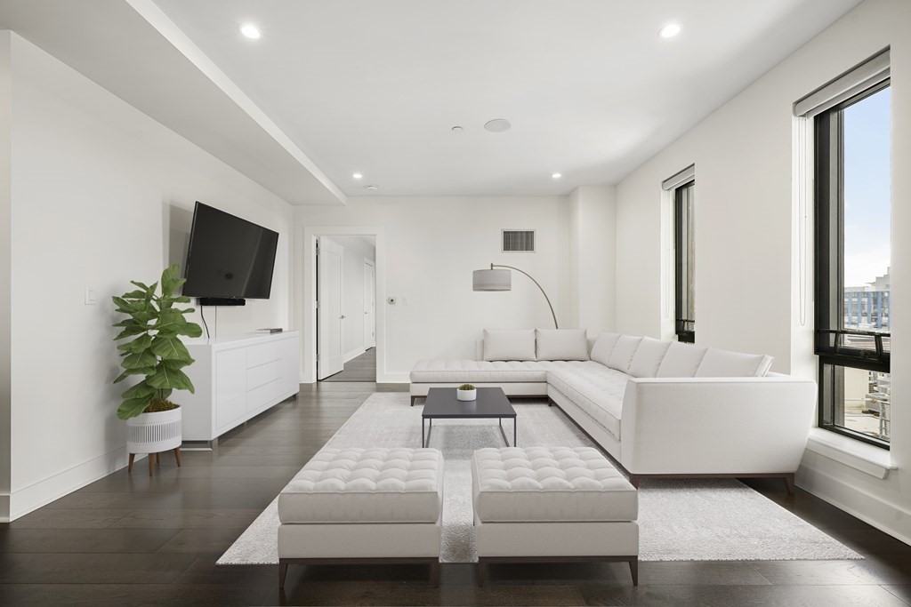 14 West Broadway # 803