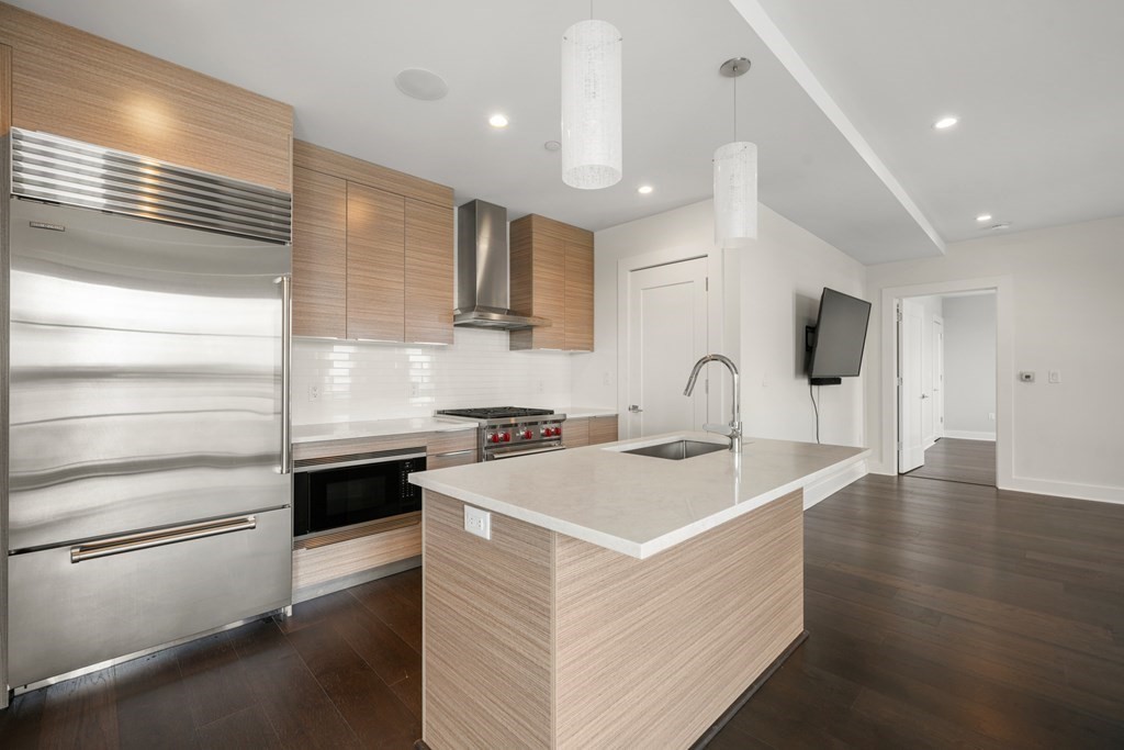 14 West Broadway # 803