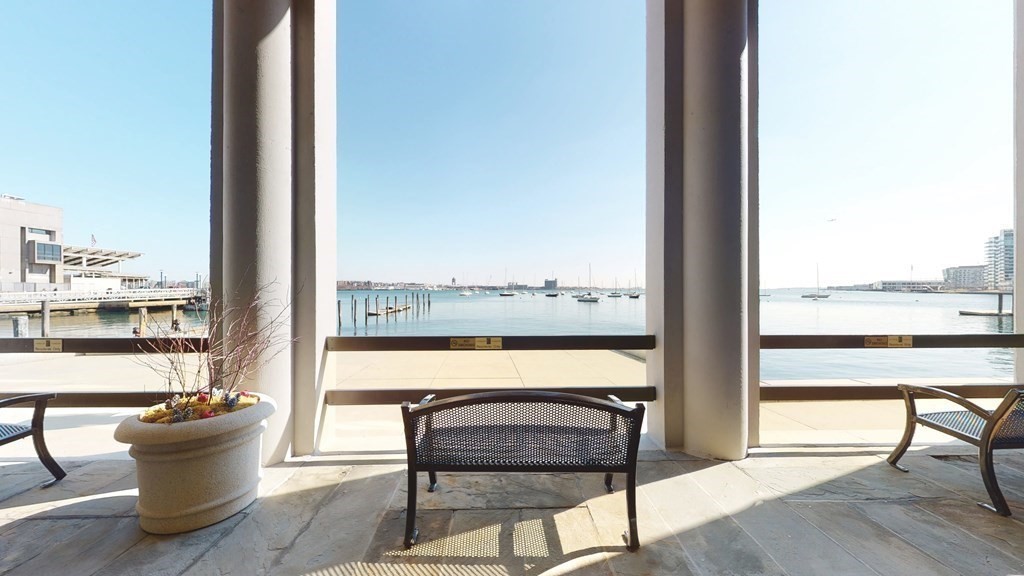 85 East India Row # 19H