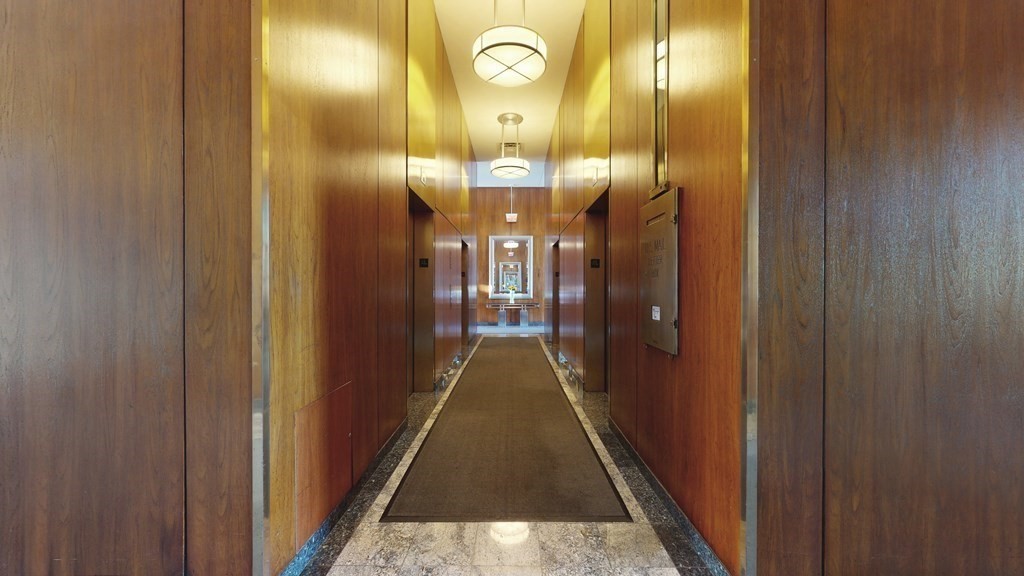 85 East India Row # 19H