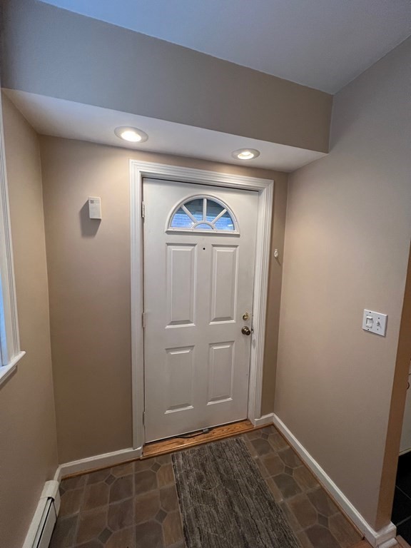 372 Dorchester Unit: Front