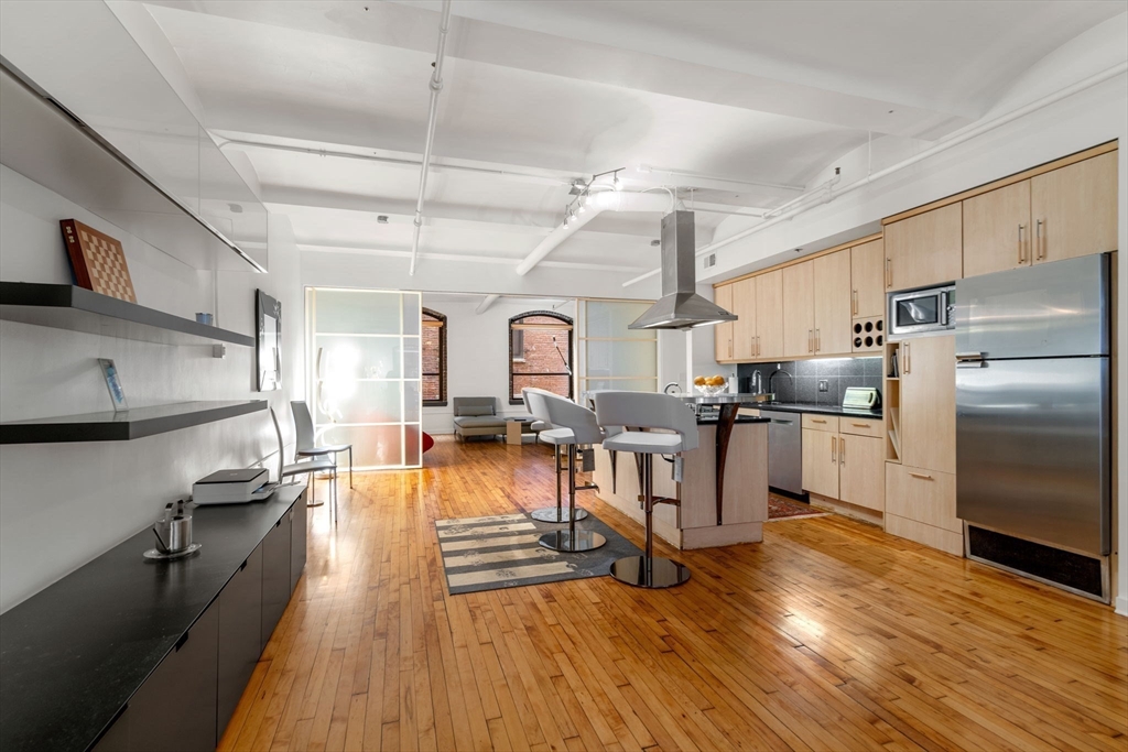 121 Beach # 403