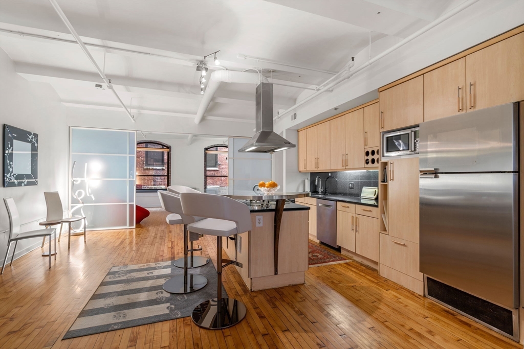 121 Beach # 403