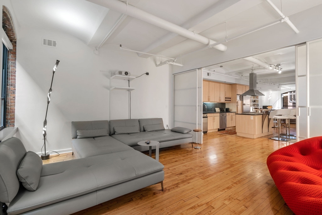 121 Beach # 403