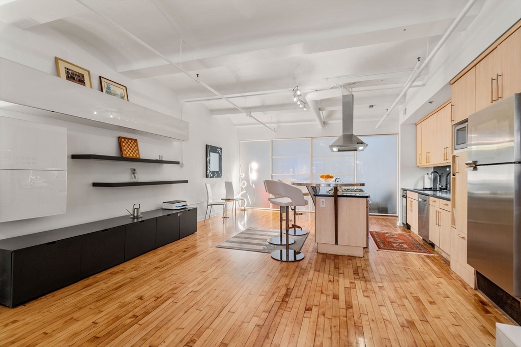 121 Beach # 403