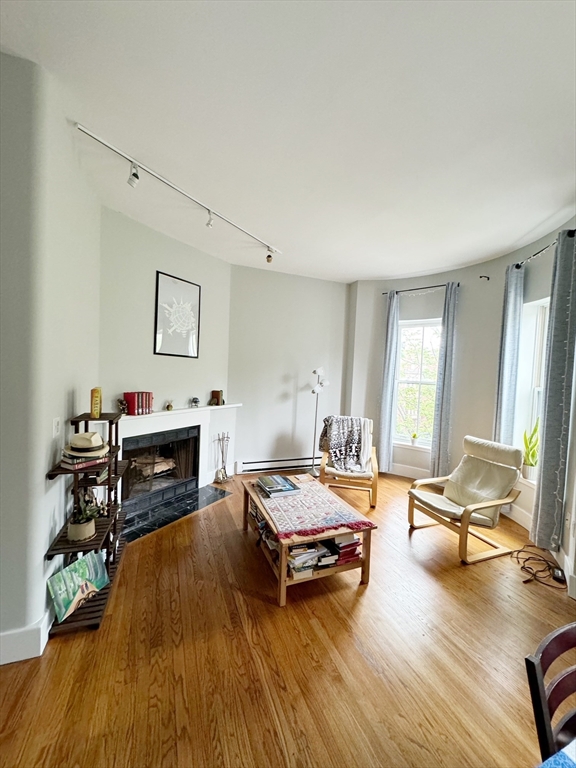 27 Dartmouth Street # 3