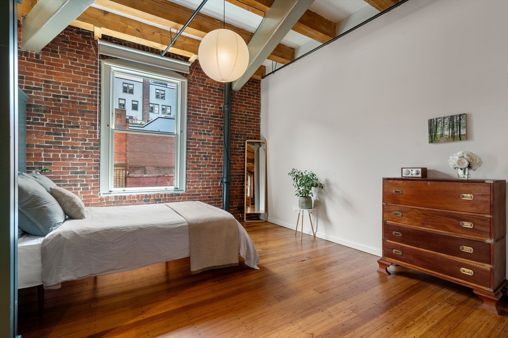 150 Lincoln Street # 4C