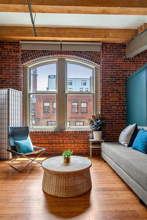 150 Lincoln Street # 4C