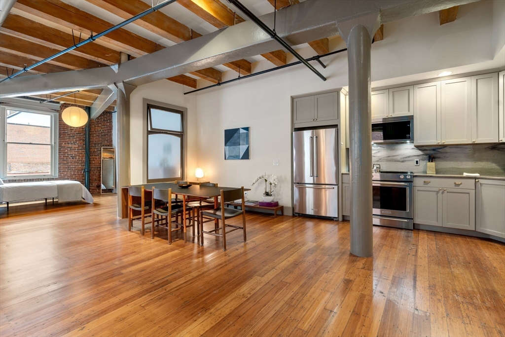 150 Lincoln Street # 4C