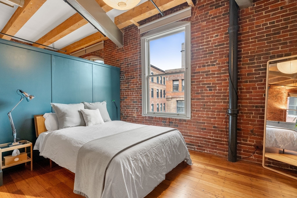150 Lincoln Street # 4C