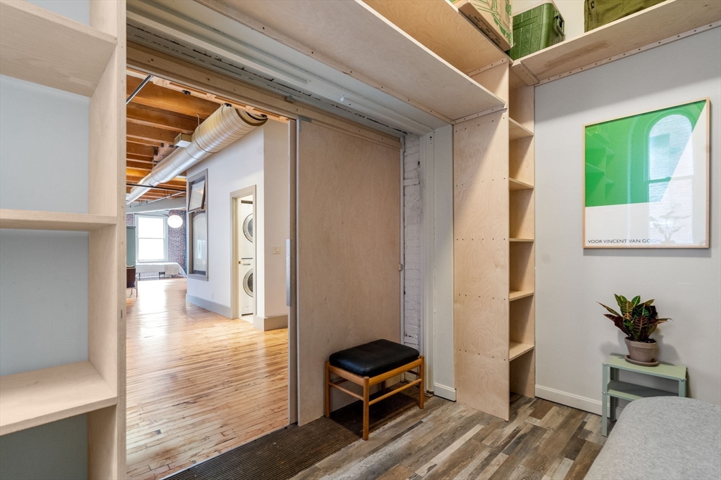 150 Lincoln Street # 4C