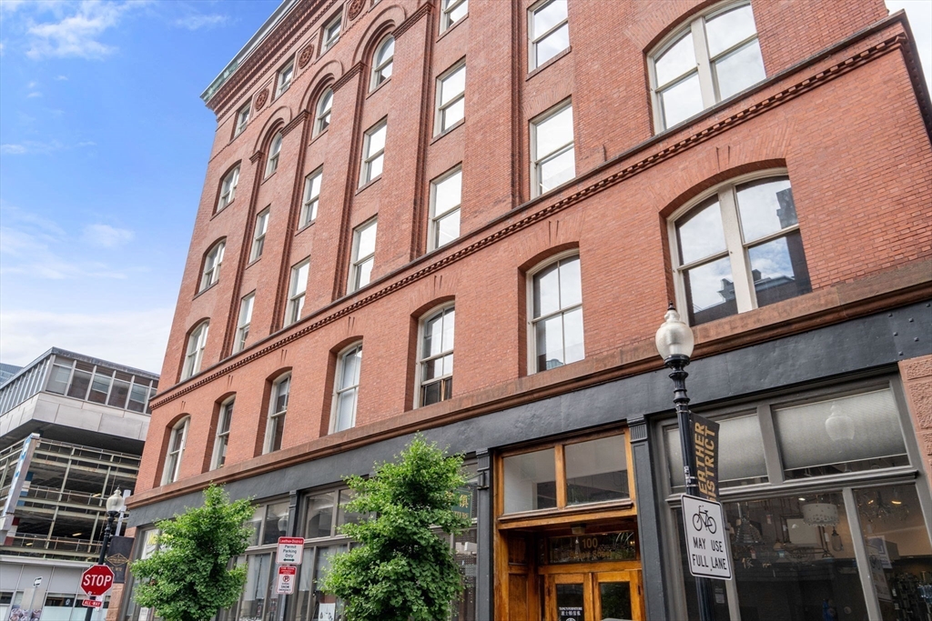 150 Lincoln Street # 4C