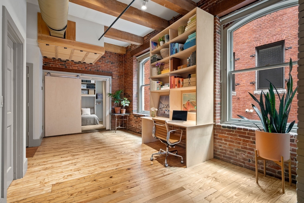 150 Lincoln Street # 4C