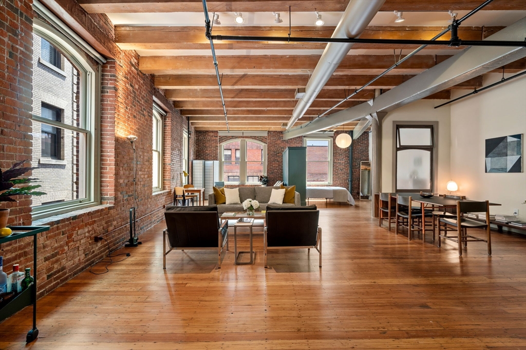 150 Lincoln Street # 4C