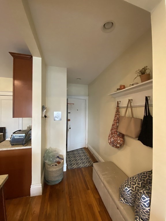 1746 Commonwealth # 7