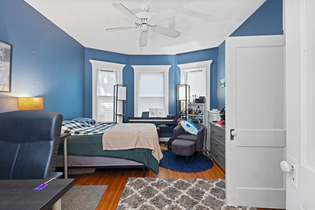 16 Powder House Blvd # 1