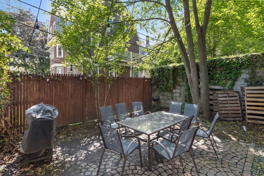 16 Powder House Blvd # 1