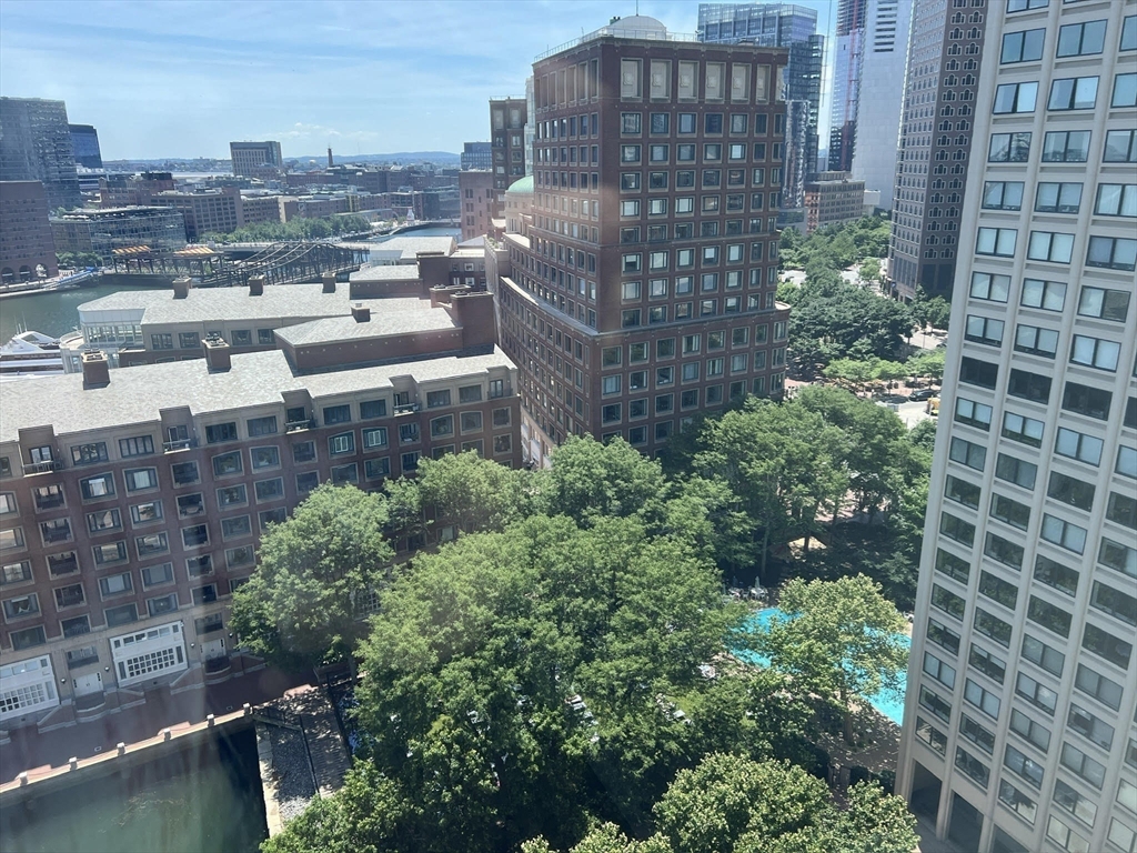 85 E India # 18E