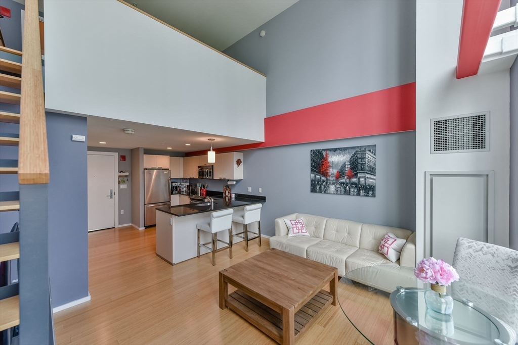 1 Earhart Street # 503