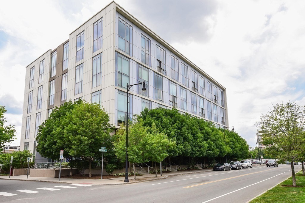 1 Earhart Street # 503