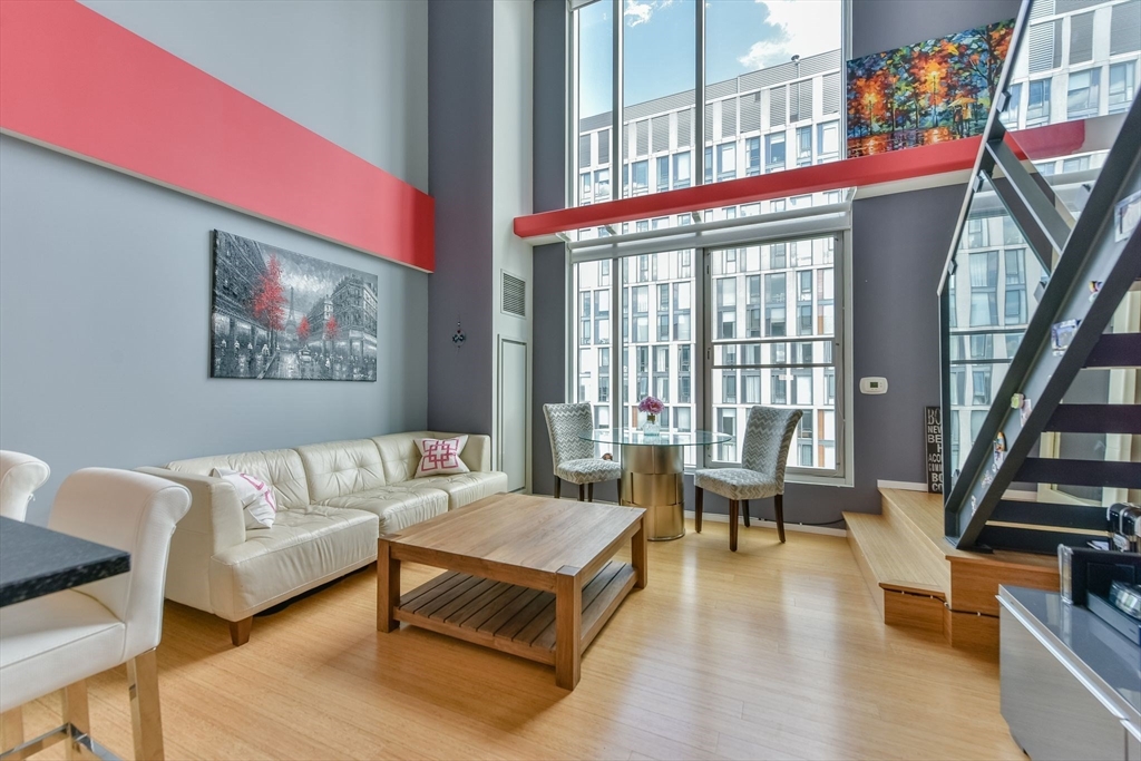 1 Earhart Street # 503