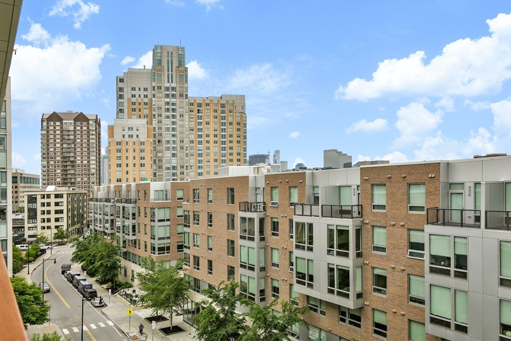 1 Earhart Street # 503