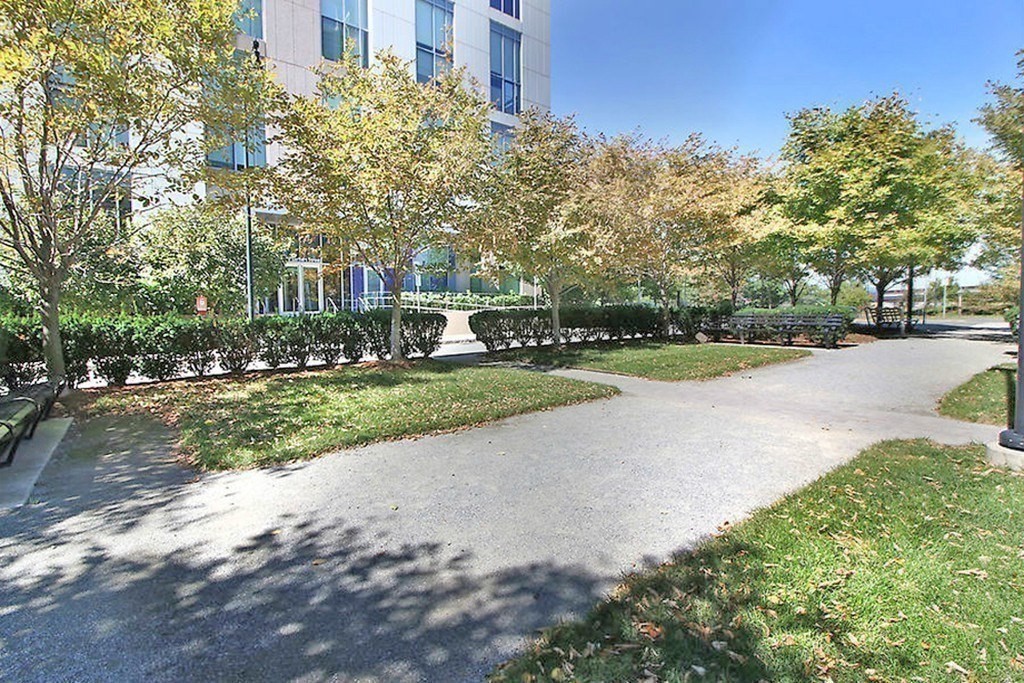 1 Earhart Street # 503