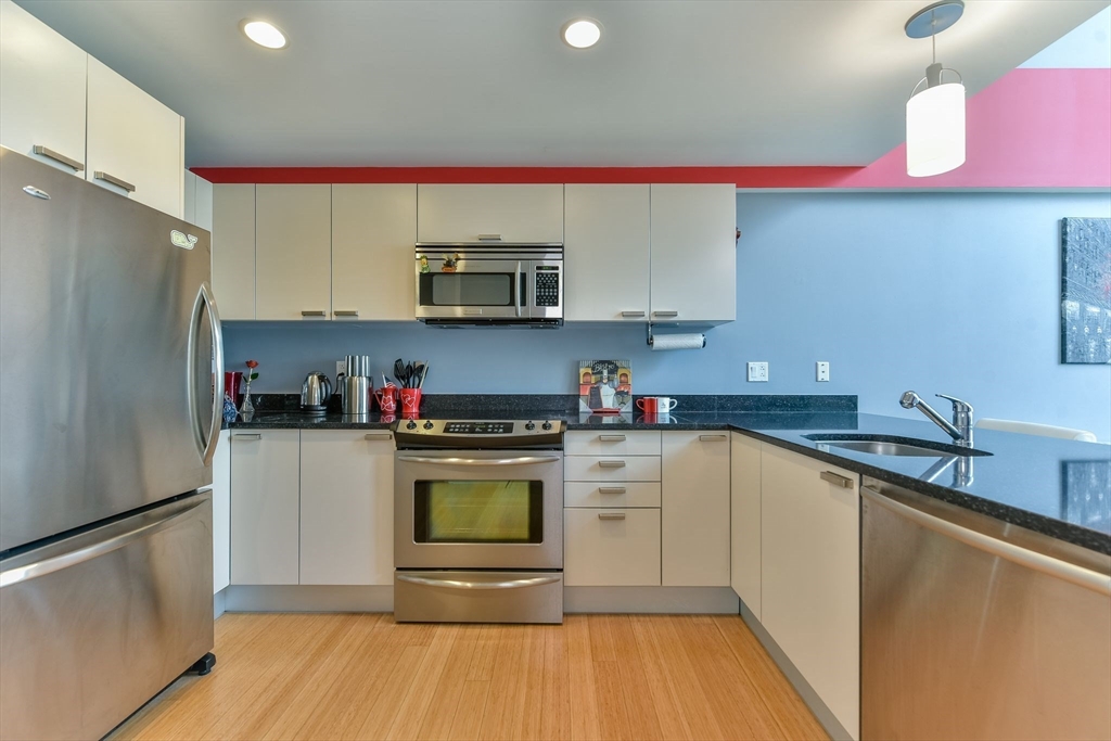 1 Earhart Street # 503