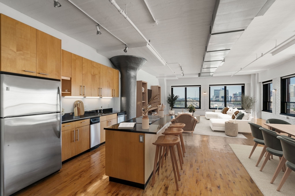 210 Lincoln Street # 601