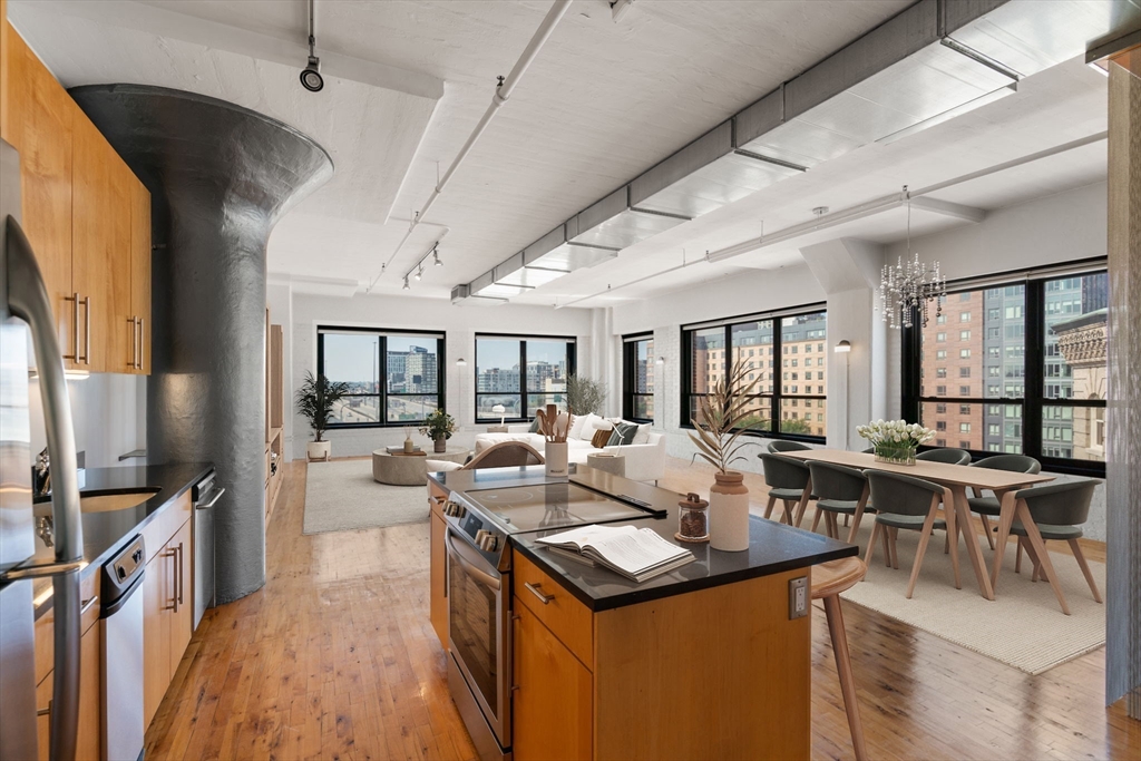 210 Lincoln Street # 601