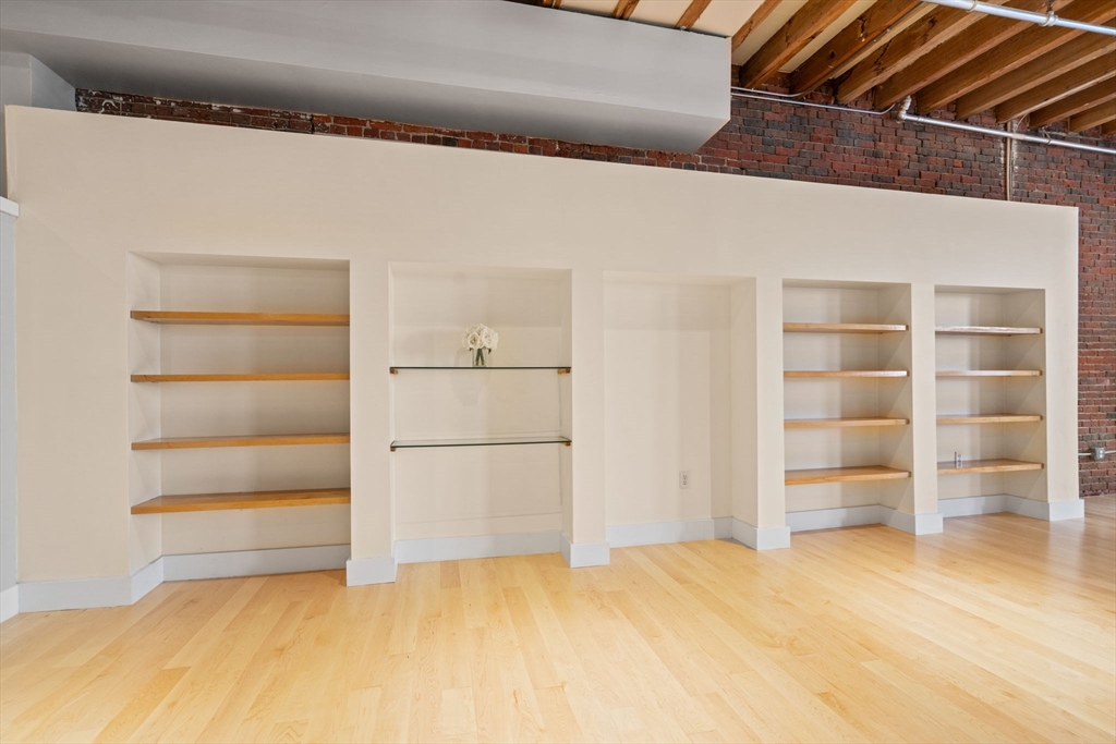 107 South Street # 5D