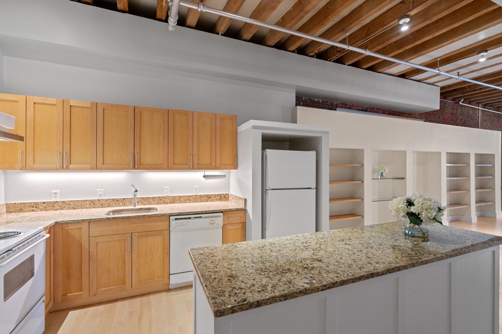 107 South Street # 5D
